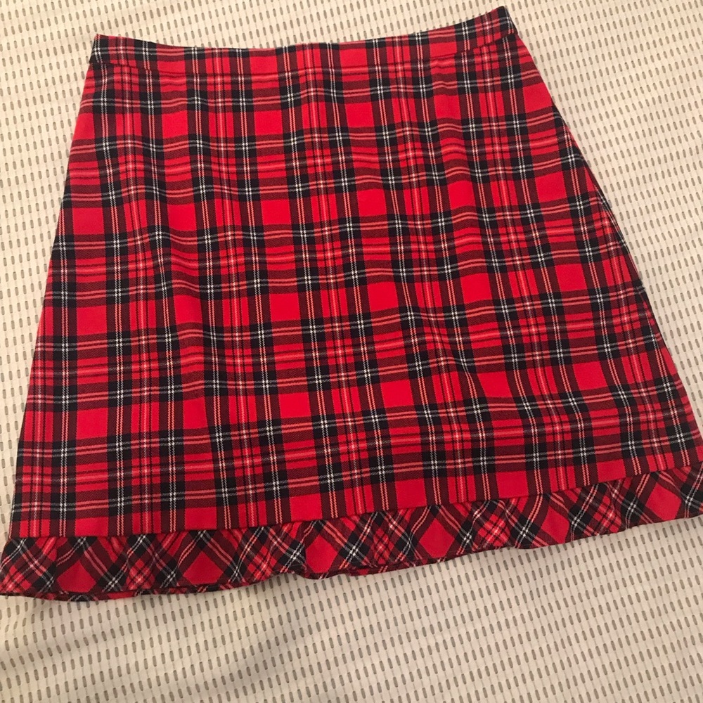 NWOT Draper James red plaid skirt - size 6